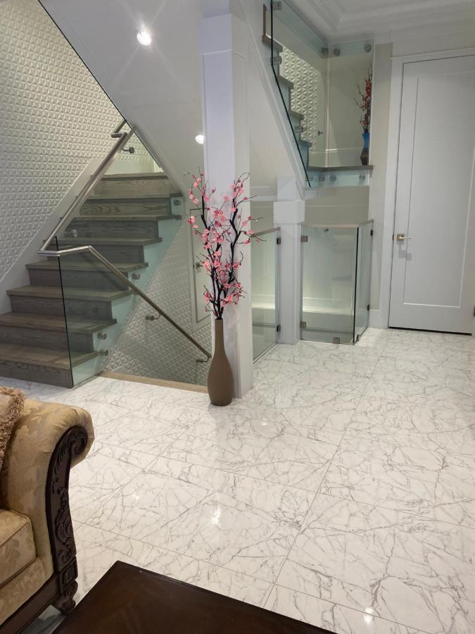 Six Minutes To Rupert Station Bed & Breakfast Vancouver Ngoại thất bức ảnh