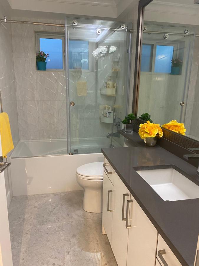 Six Minutes To Rupert Station Bed & Breakfast Vancouver Ngoại thất bức ảnh